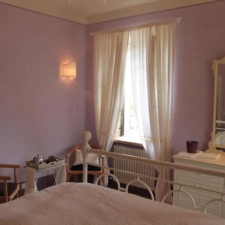 לינה וארוחת בוקר Casa Soleluna קורטונה